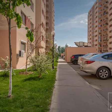 Jsn House - Private Parking & Premium Services-3